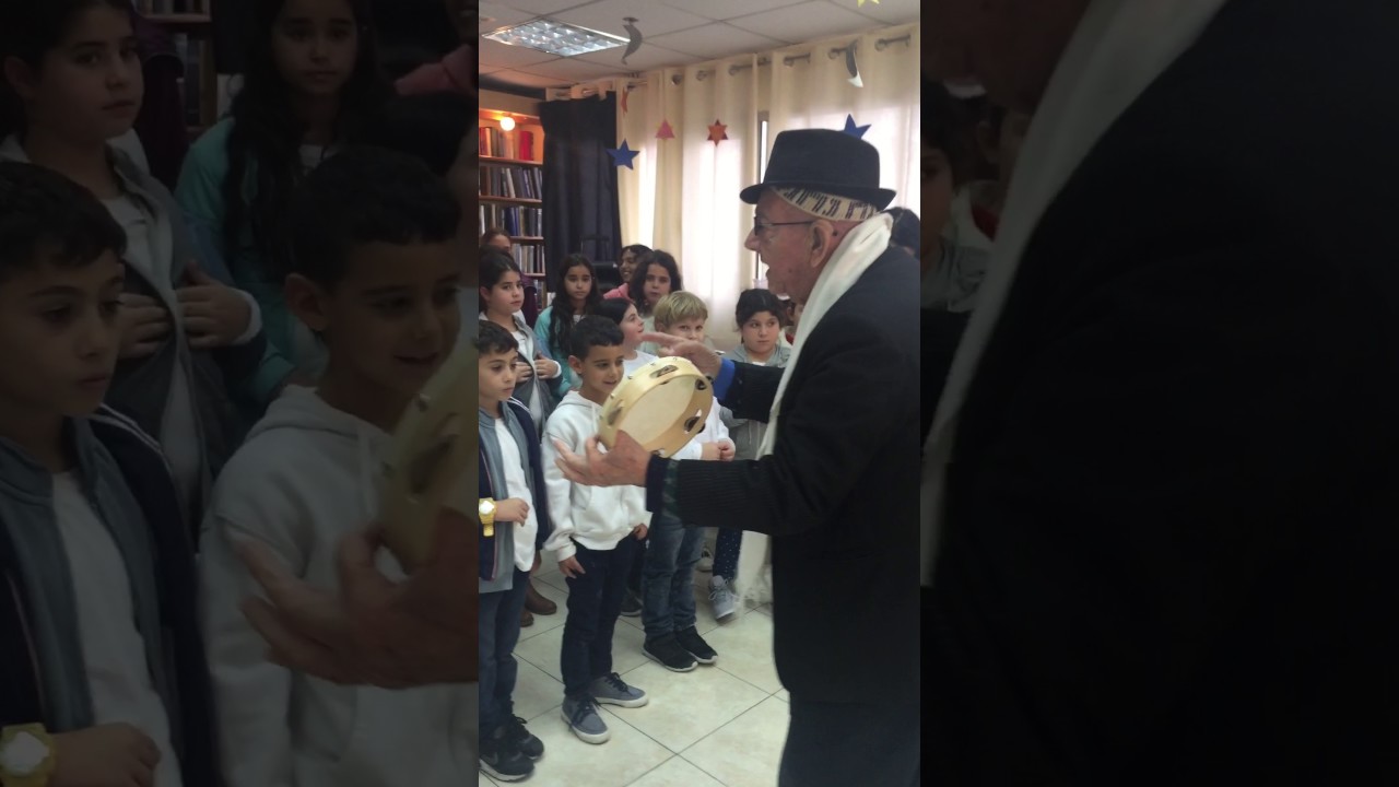 ברכות חמות לתלמידי בית הספר